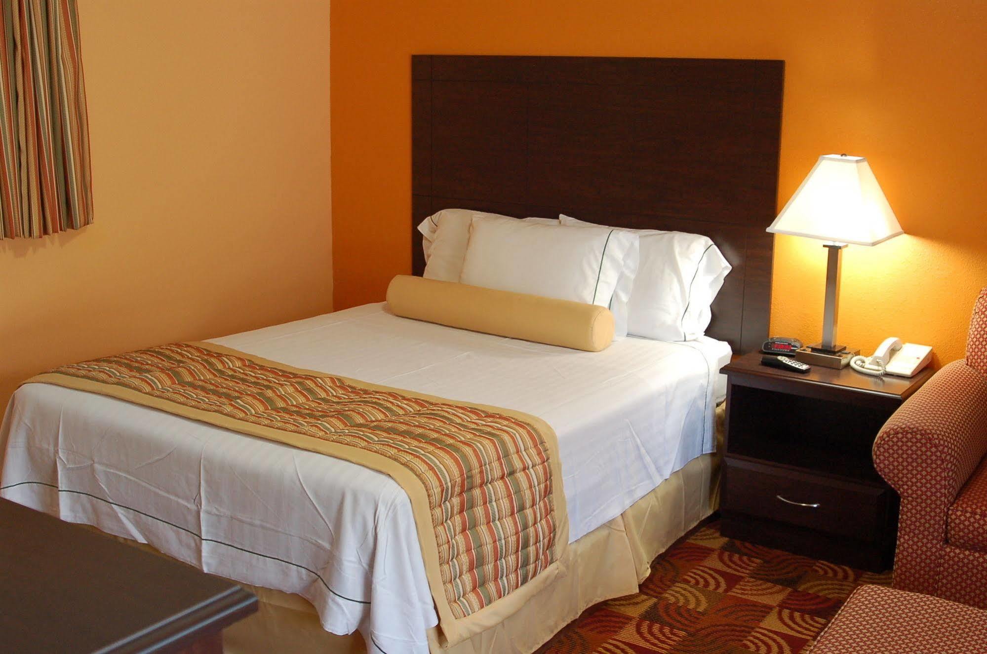 Blue Sky Inn Glens Falls-Saratoga-Lake George Zewnętrze zdjęcie